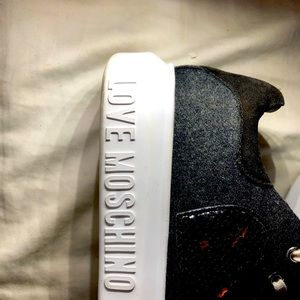 Love Moschino dark gray, suede, sneakers with a color changing heart size 37